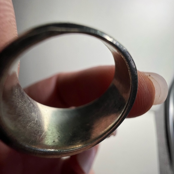 Vintage Inlaid Turquoise and Sterling Silver Ring - Picture 4 of 14